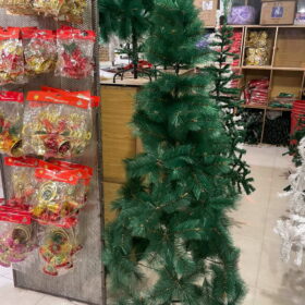 Christmas Tree - Artificial (Needle Leaves, Green)