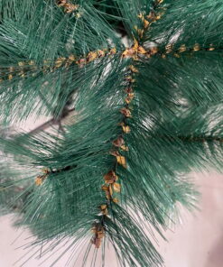 Artificial Christmas Tree: Needle Leaves, Green
