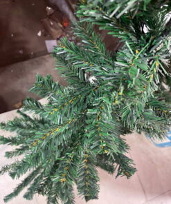 Artificial Christmas Tree: Scaly Leaves, Green