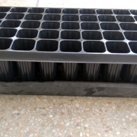 45 holes deep seedling tray